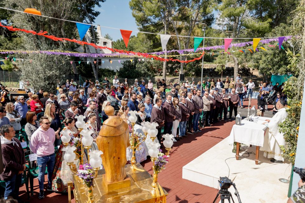 COMARCA.- L’Alfàs del Pi, La Nucía y Altea celebran el Día de San Vicent Ferrer en la ermita del Captivador